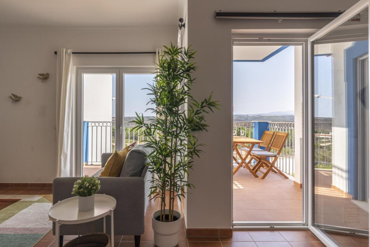 Beach & Nature Apartment - 2Bedroom Apt In Aljezur Exteriör bild