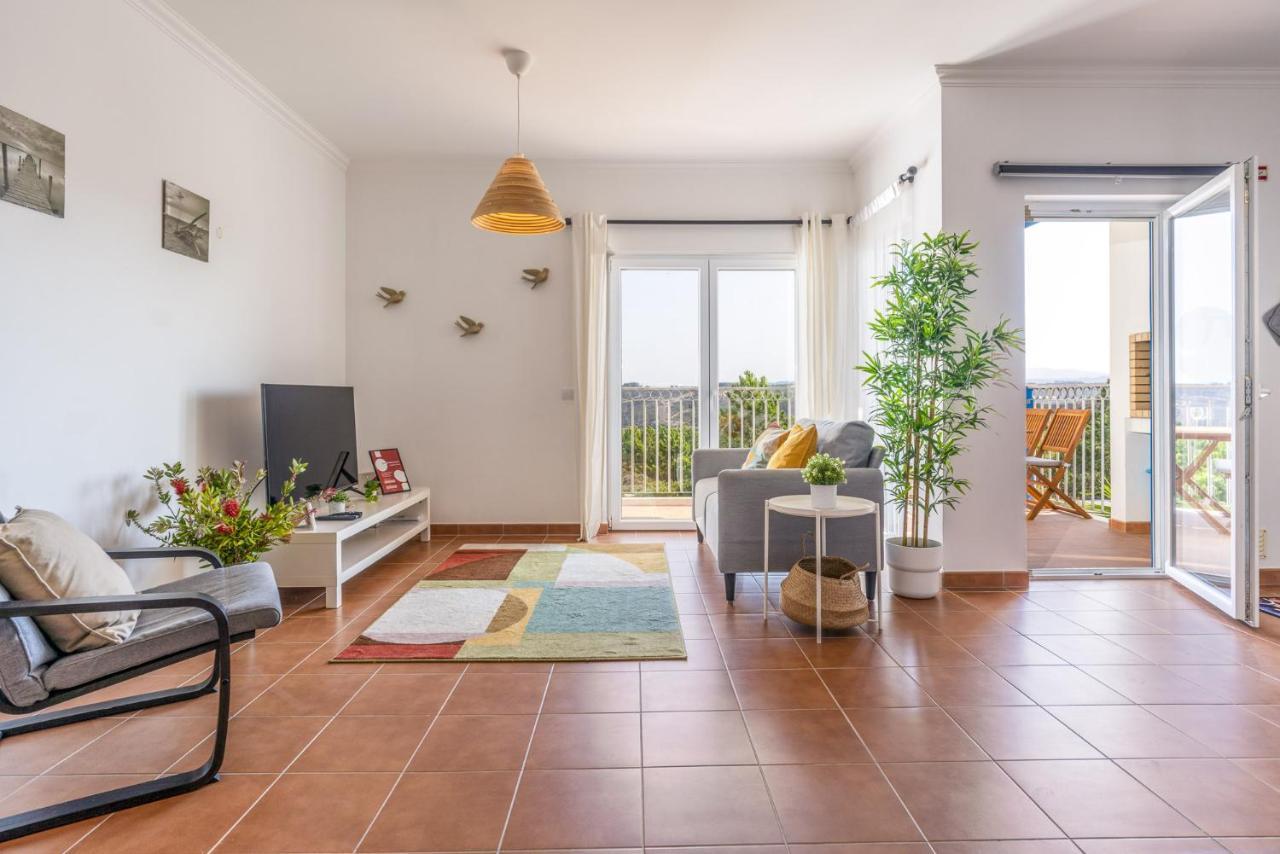 Beach & Nature Apartment - 2Bedroom Apt In Aljezur Exteriör bild